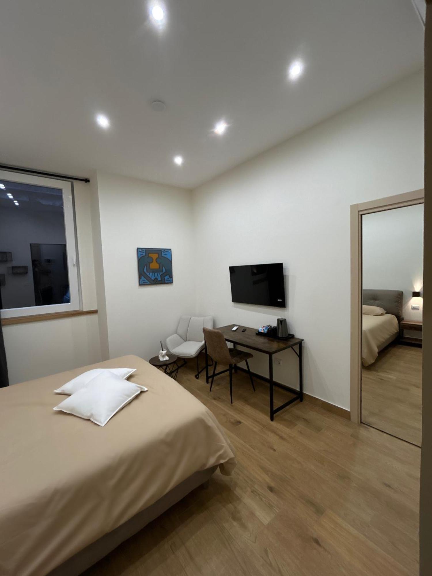 Somnia Luxury Rooms ナポリ エクステリア 写真